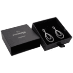 Stockholm ECO rotu kastīte rokassprādzei - melns iesaiņojuma kartons/melns putuplasts - Image 4