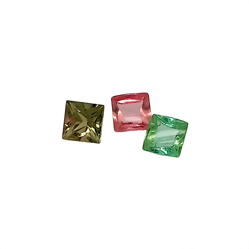 420.20040 Turmalīns 4x4mm - Image 1